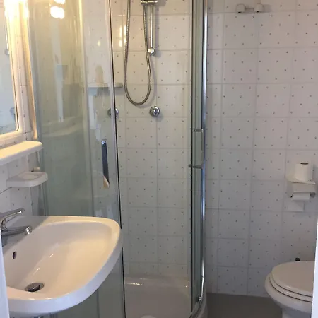 Pithaecusa Hotel 3*